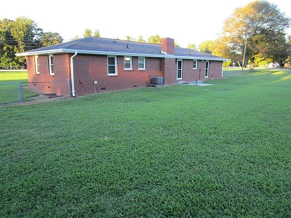 5th image of 1667 Old Peachtree Rd