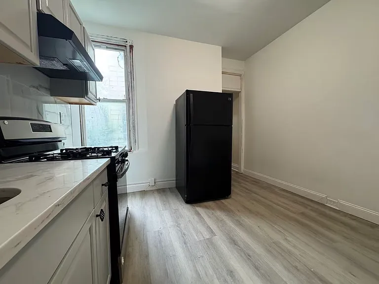 6023 54th Pl #1R — Photo 10