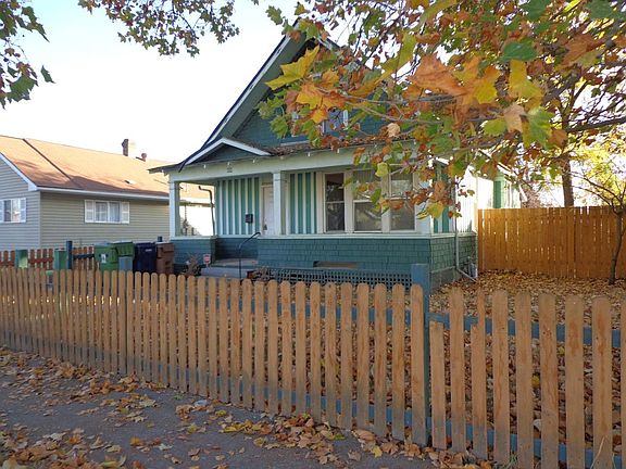 3rd image of 808 E Hoffman Ave