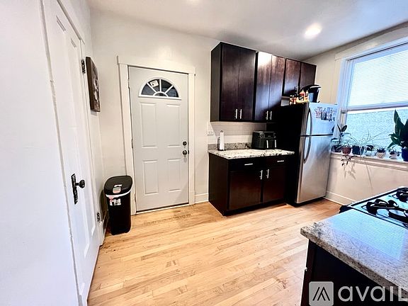 4th image of 5203 N Bernard St #3