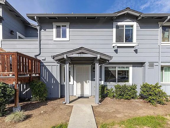 2nd image of 529 Sieber Pl #5