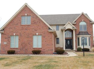 4595 Turtle Creek Dr, Perrysburg, OH 43551