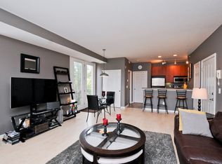 326 S 3rd St, Columbus, OH 43215