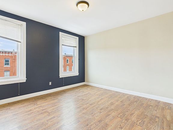 4th image of 2914 W Girard Ave