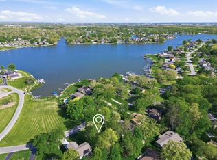 3580 W Lakeshore Dr, Crown Point, IN 46307