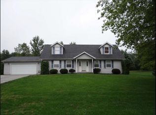 849 Hann Ave, Dixon, IL 61021