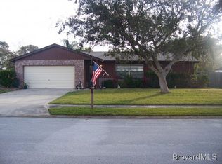 2801 W Golfview Dr, Melbourne, FL 32901