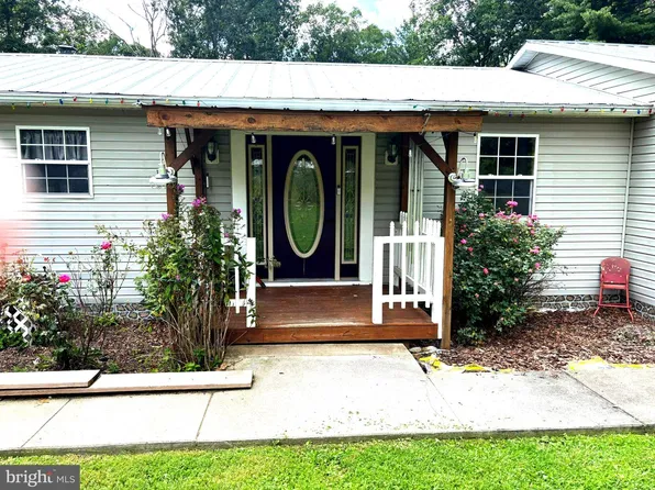 730 Grizzly Rd, Mathias, WV 26812