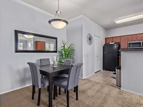 5th image of 1941 S Pierpont Dr #2119