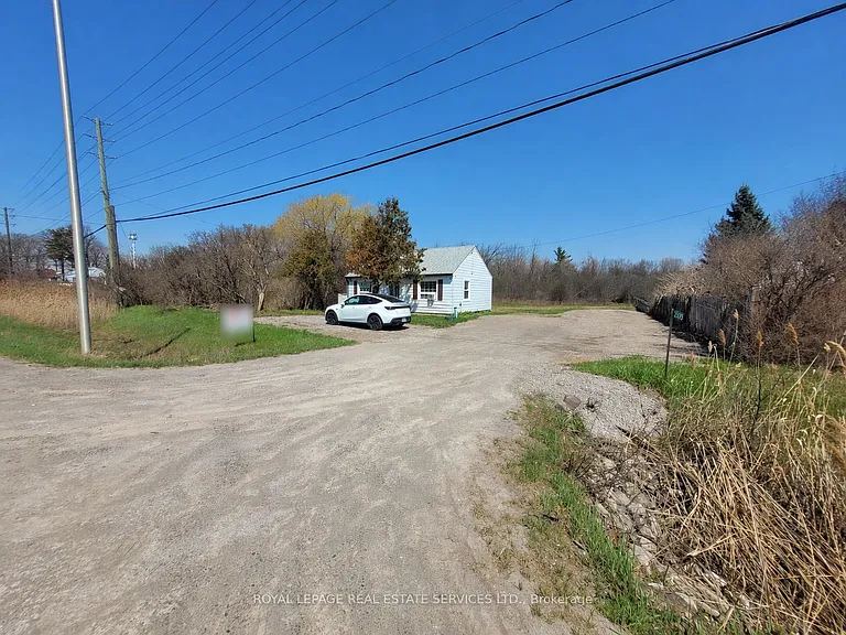 3209 Bronte Rd — Photo 5