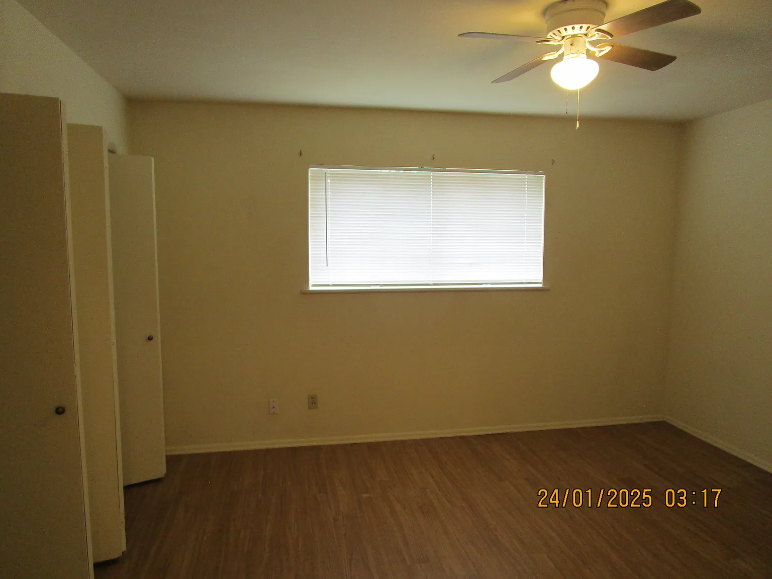 2 bed, 900 sqft, $1,275 — Photo 4