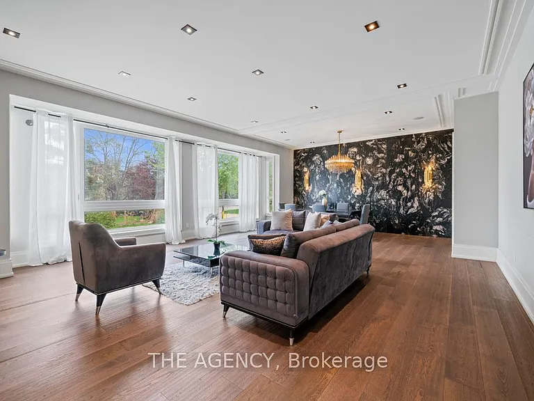 8 Frivick Ct — Photo 6