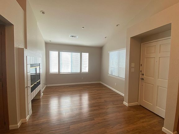3rd image of 6977 Rodling Dr Unit H
