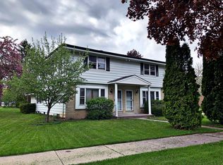 6009 N 109th St, Milwaukee, WI 53225