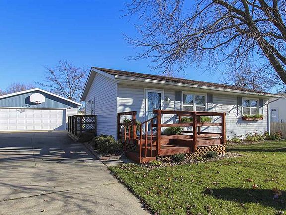 3rd image of 929 Heartland Hills Dr