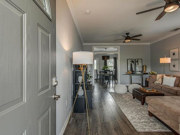 4th image of 412 Vailview Dr