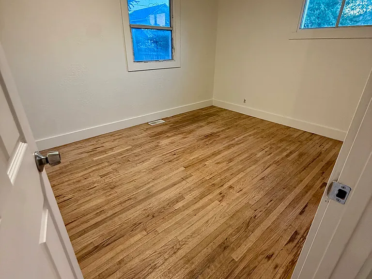 19 W Valley Dr — Photo 18