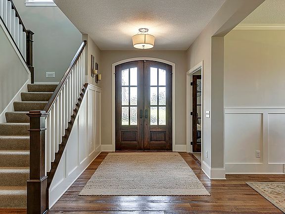 4th image of 14313 Grantaire Ln N
