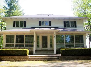 1063 S Lake Ave, Au Gres, MI 48703