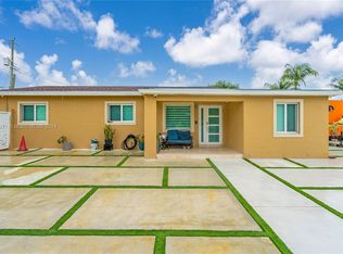 17180 NE 1st Ave, North Miami Beach, FL 33162