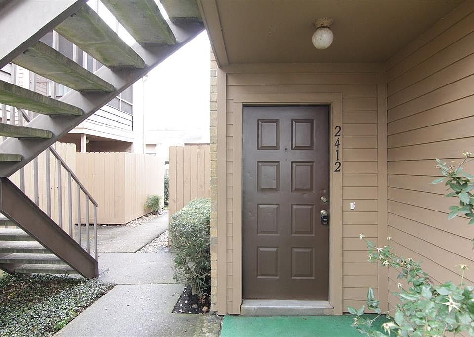 1st image of 10555 Turtlewood Ct Unit 2412