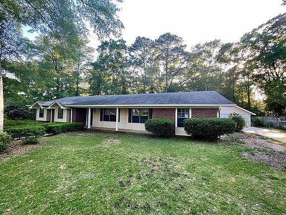 3rd image of 3407 Candlewood Dr