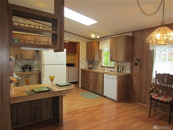 5th image of 5900 64th St NE Unit 120