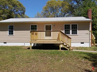 308 Chain Ferry Rd, Mattaponi, VA 23110