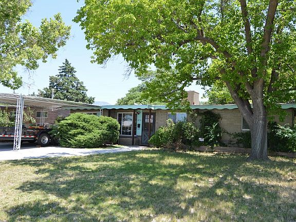 3rd image of 2714 Parsifal St NE