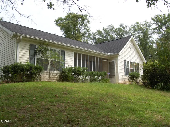 439 Big Cedar Dr, Marianna, FL 32448