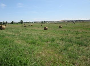 2721 Cocklebur Dr, Gillette, WY 82718
