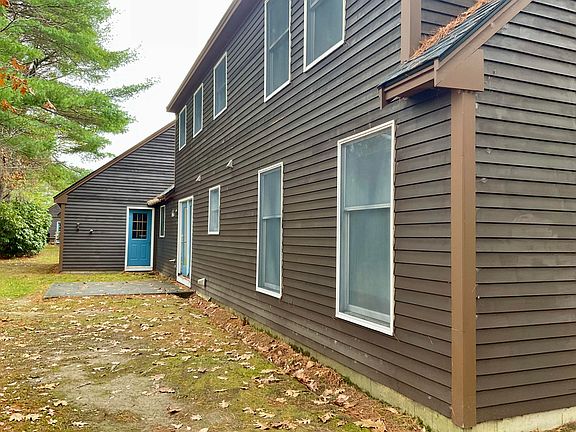4th image of 14 Cluf Bay Road #14