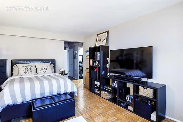 Sold by Corcoran | media 10