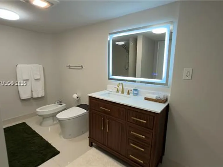 1717 N Bayshore Dr #A-2638 — Photo 18