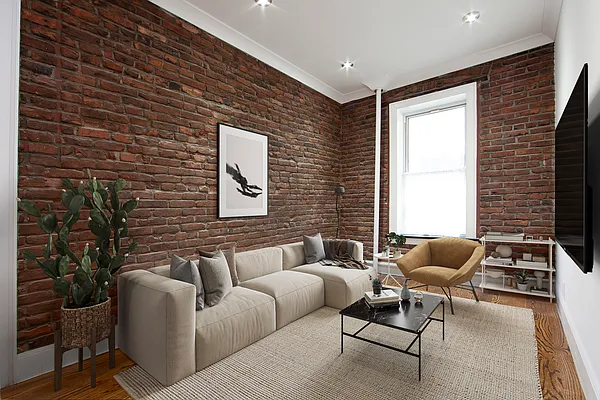 Rented by R New York | media 9