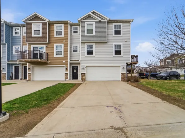 235 Burr Oak Ct, Norwalk, IA 50211