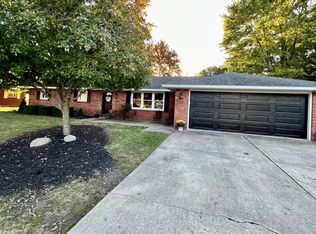 8915 N Mark Dr, Alexandria, IN 46001
