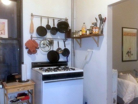 5th image of 349 Saint Johns Pl APT 2D