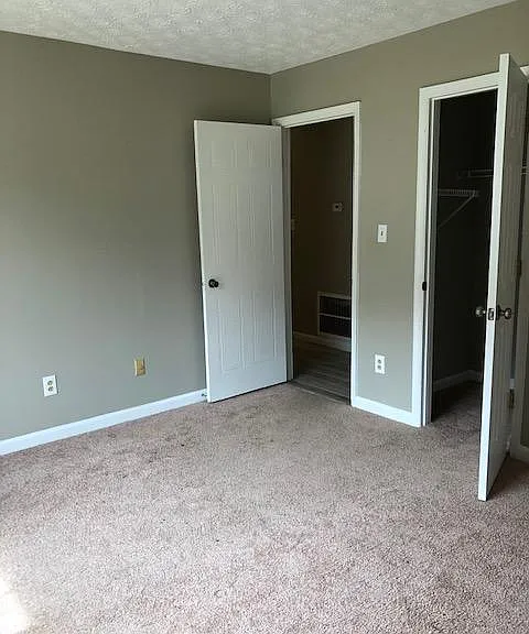 7015 Brentwood Ct #SIDE A — Photo 12