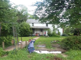 413 Fairmont Rd, Gretna, VA 24557