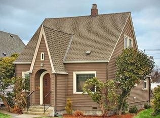 1507 Rucker Ave, Everett, WA 98201