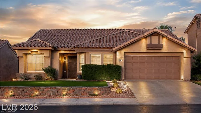 3 bed, 2.0 bath, 1263 sqft, $2,900 — Photo 3