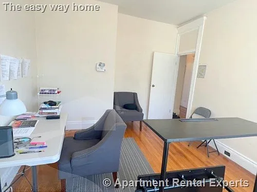 74 Kirkland St Photo 1