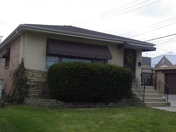 3rd image of 1944 N Nordica Ave
