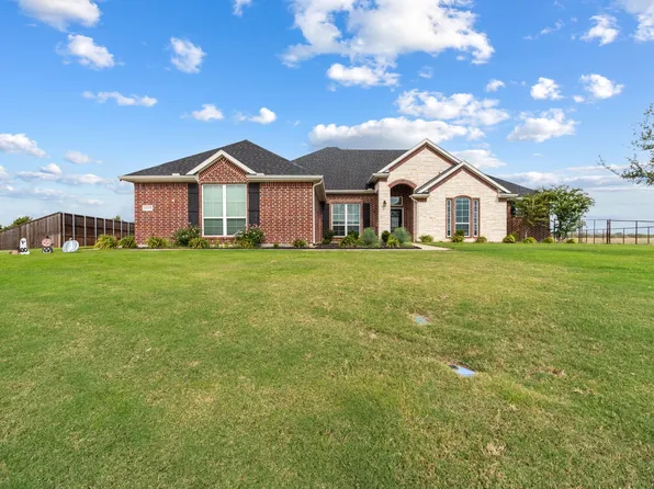 1095 Emilia Dr, Farmersville, TX 75442