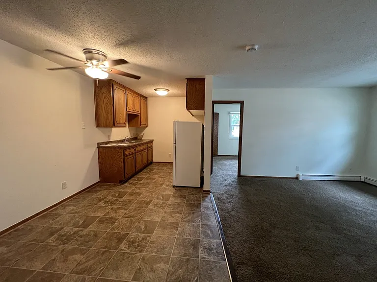 MV Apartments — Photo 25