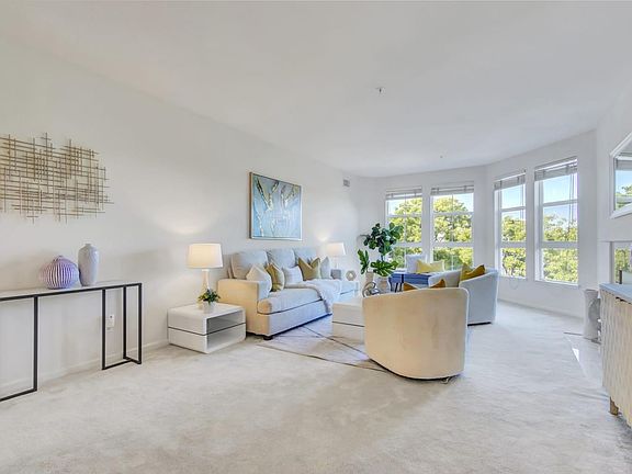 5th image of 880 Meridian Bay Ln Unit 205