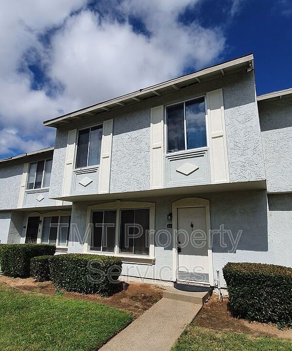 1st image of 7648 La Mancha Way