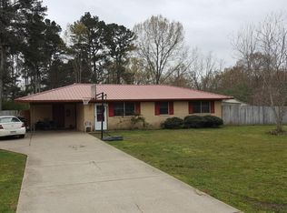 246 Oak Crest Cir, West Point, MS 39773