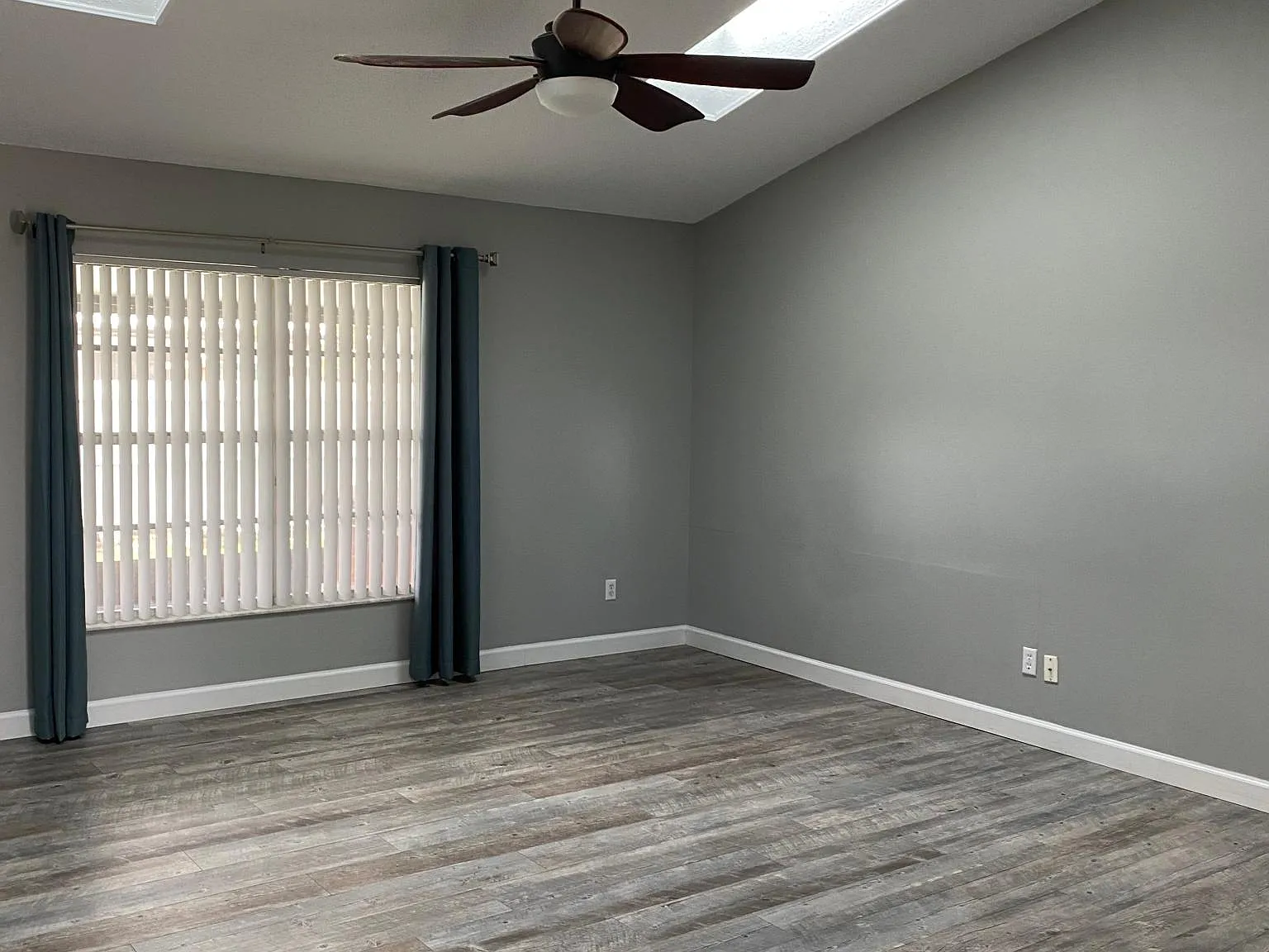 9936 Peddlers Way — Photo 3